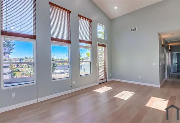 2nd image of 3334-36 Altadena Ave