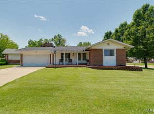 2410 Yorkshire Dr, Florissant, MO