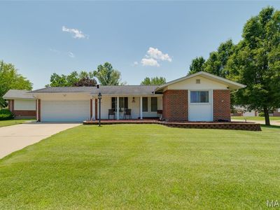 2410 Yorkshire Dr, Florissant, MO, 63033