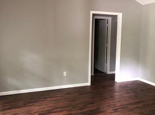 222 SW Westminister Rd, Blue Springs, MO 64014