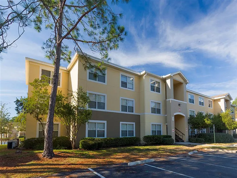 Leigh Meadows Apartments — Photo 19