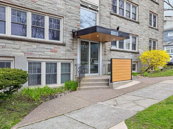 1510 Lilac St #15, Halifax, NS B3H 3W3