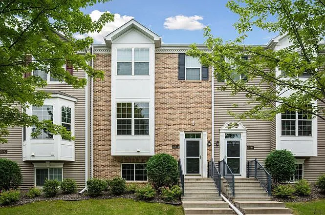 15544 Lilac Dr — Photo 3