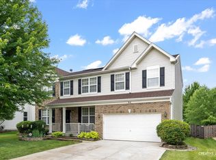 94 Augusta Dr, Gilberts, IL 60136