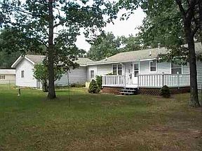 2nd image of 4067 Camino Dr