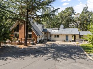 3806 Jumpoff Joe Creek Rd, Grants Pass, OR 97526