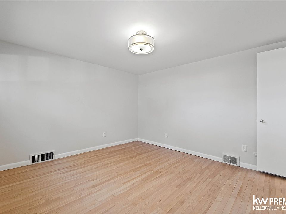 1st image of 6015 Rowley Dr