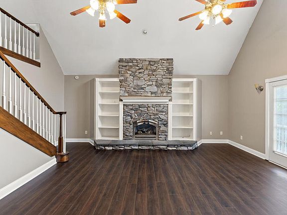 4th image of 104 Four Winds Estates Dr