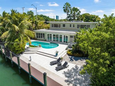 3180 N Bay Rd, Miami Beach, FL, 33140