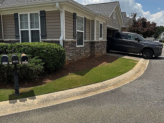 2nd image of 3675 Roseman Lndg