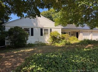 780 Ridge Rd, Hamden, CT 06517