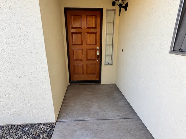 5704 Camino Del Cielo APT 302, Bonsall, CA 92003