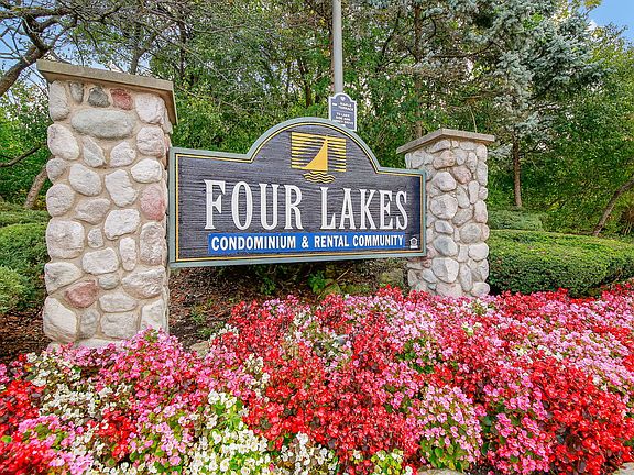 2nd image of 5542 E Lake Dr #74-D