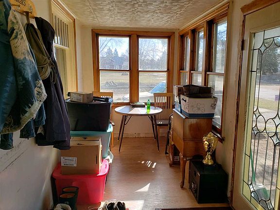 5th image of 432 E Sagola Ave