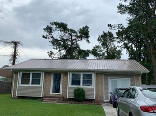 136 Greencrest Cir, Jacksonville, NC 28540