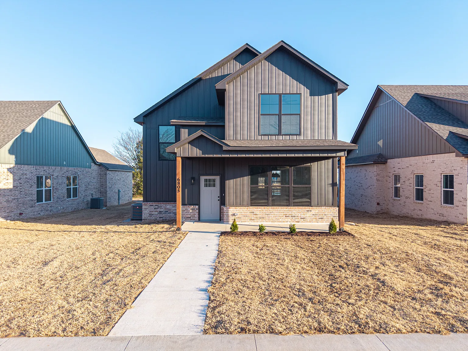 3 bed, 2.5 bath, 1700 sqft, $2,200 — Photo 4