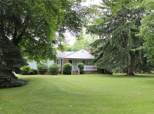 3025 Pickle Rd, Akron, OH 44312