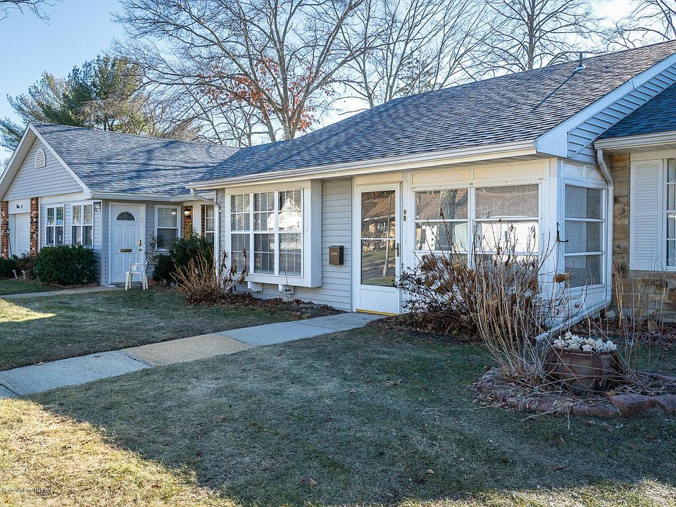 1st image of 9B Carnation Dr