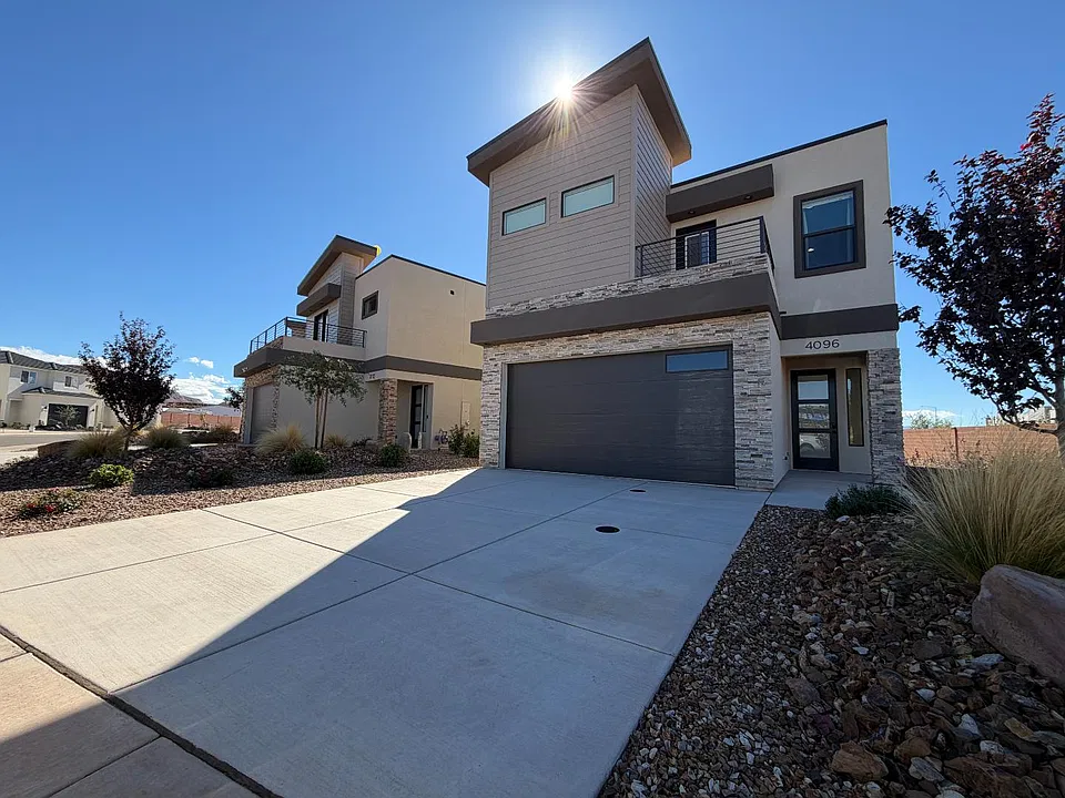 4096 S Crimson Farm Dr