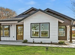 8610 Lavender Rd, Springtown, TX 76082