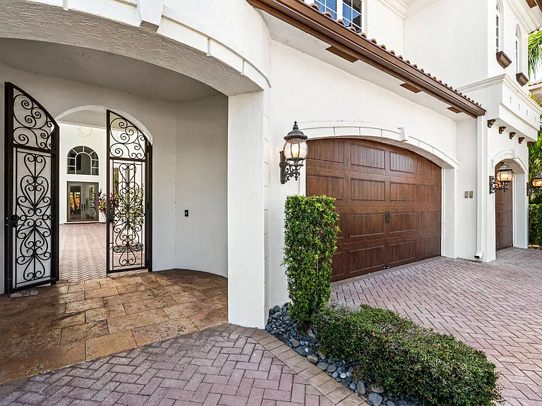 17550 Circle Pond Ct — Photo 5
