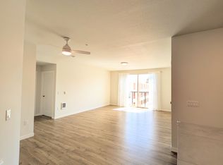 11715 SW Valencia Ln Unit 306, Wilsonville, OR 97070