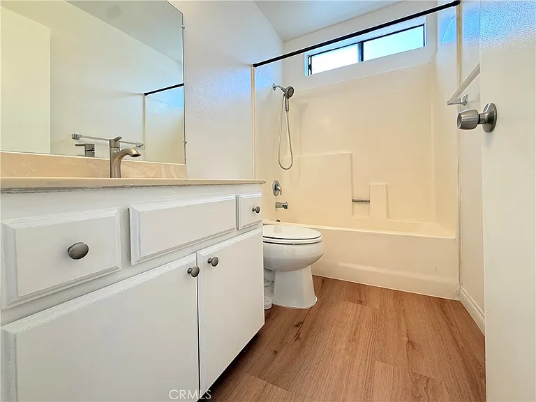 418 N 1st St #A — Photo 27