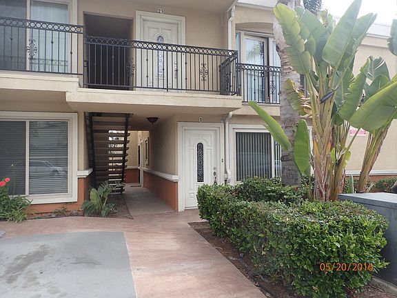 4th image of 615 9th St Unit 5