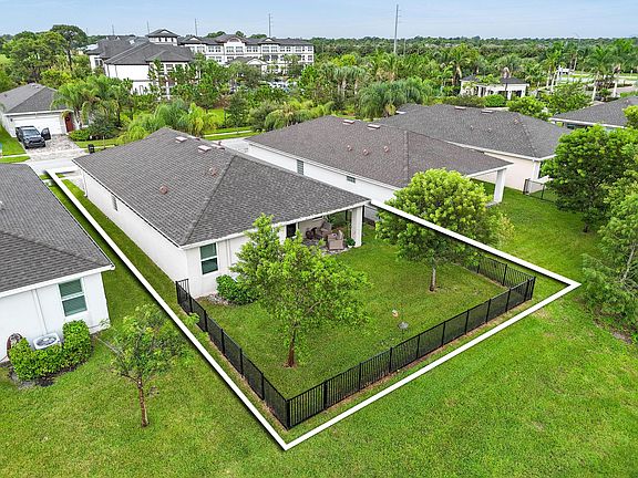 2nd image of 7238 SE Pine Valley Court