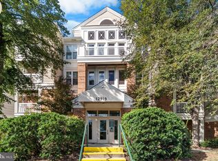 12919 Alton Sq APT 202, Herndon, VA 20170