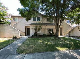 2634 E Saint Johns Pkwy, Visalia, CA 93292