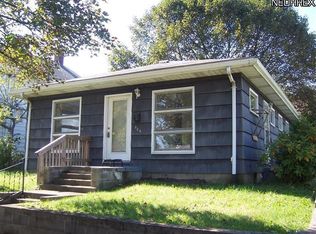 964 Davis St, Akron, OH 44310