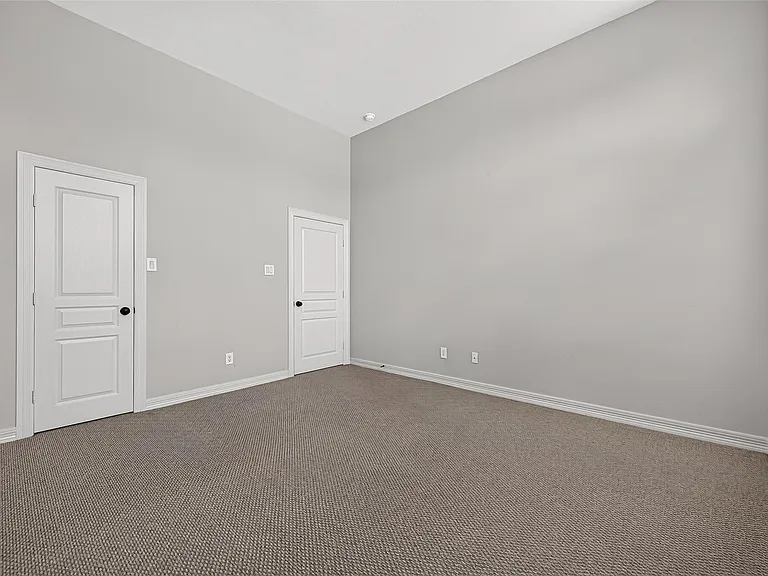 8602 Two Sisters Ct — Photo 30