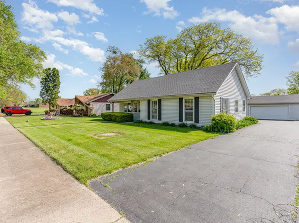 428 Burke Dr, Joliet, IL 60433