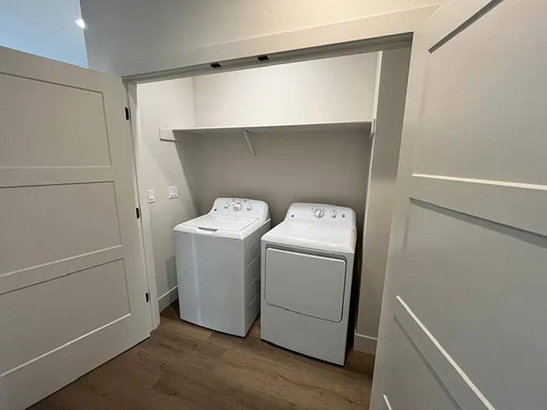 2522 SW Yew Ave #102 — Photo 20