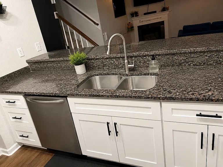 1020 Luxor Ave — Photo 5