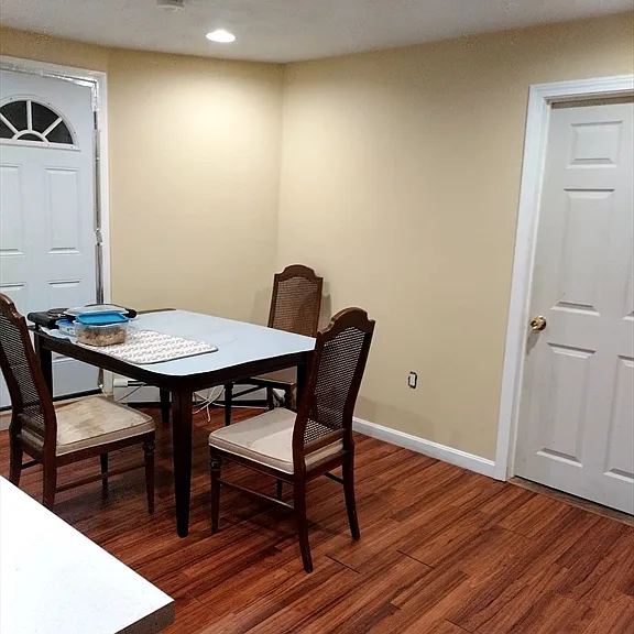 138 Devon St #BASEMENT — Photo 6