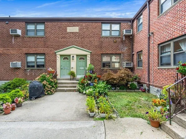 245-03 62nd Avenue #1st, Douglaston, NY 11362