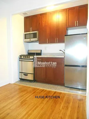 Rented by Manhattan Connection | media 23