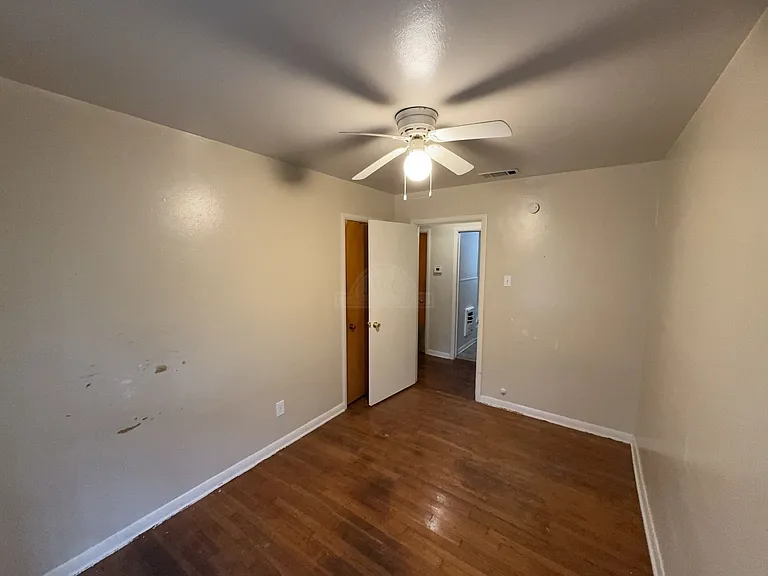 408 Allen St — Photo 12