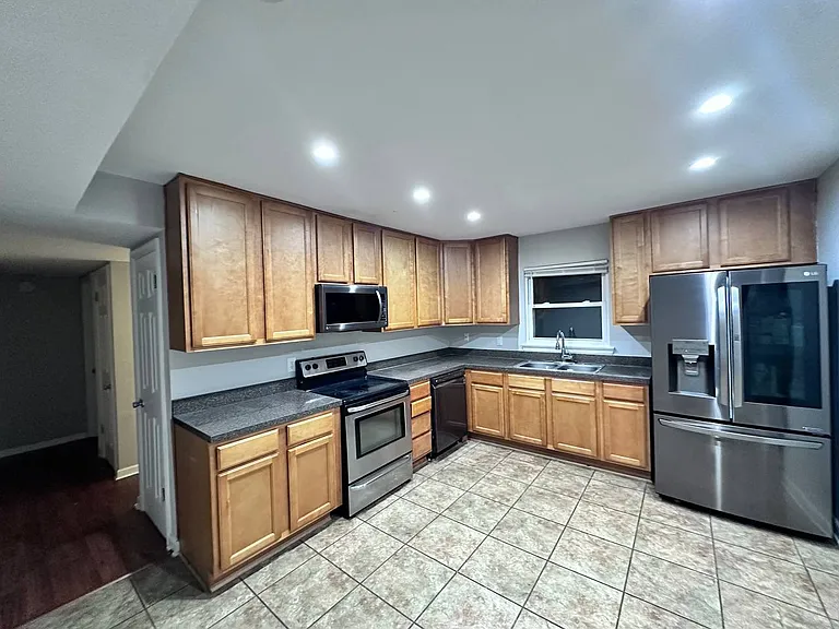 2720 Early St — Photo 8