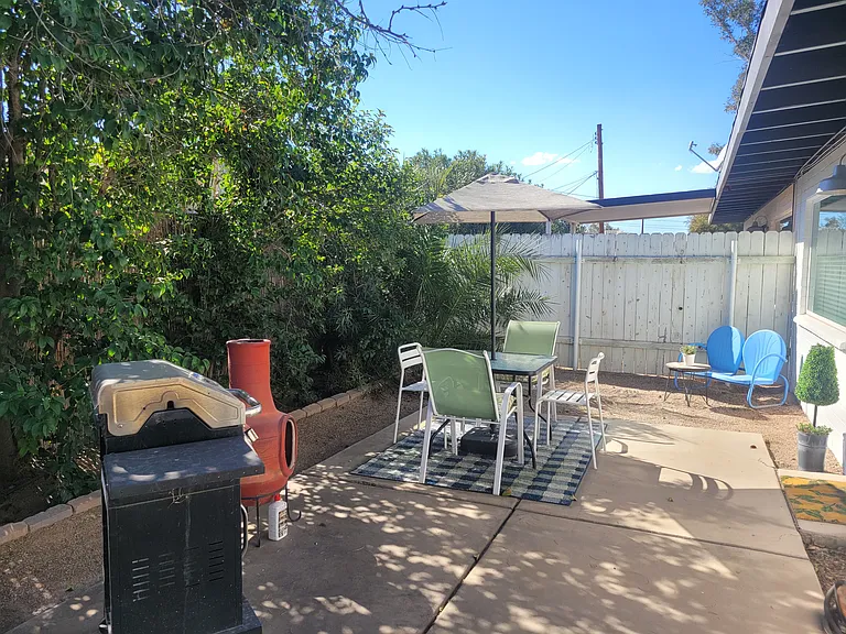 N Catalina Ave — Photo 9