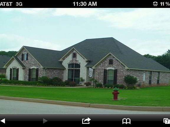 3rd image of 205 Pecan Park Dr