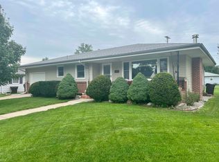 2813 F Ave, Kearney, NE 68847