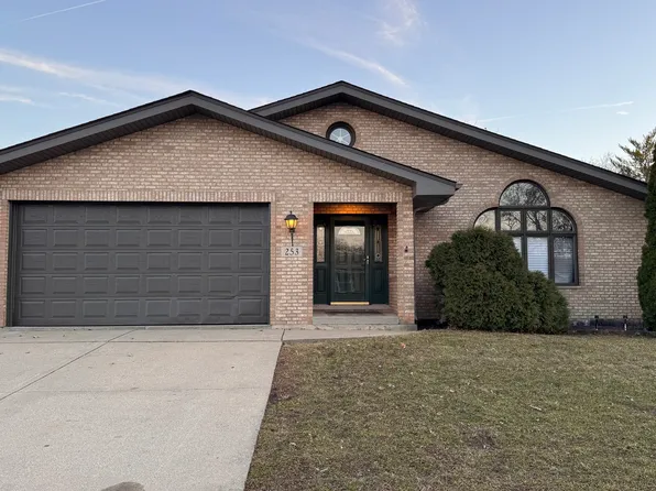 253 E 165th St, South Holland, IL 60473