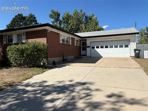 1928 Sussex Ln, Colorado Springs, CO 80909
