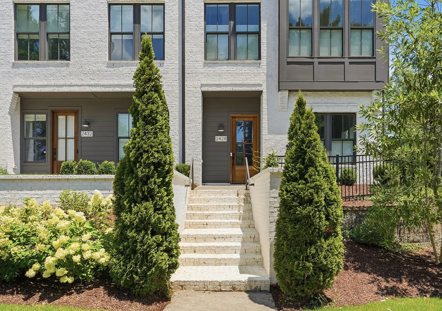 End-Unit Townhome with Private Rooftop Terrace in Myers Park!! — Photo 1