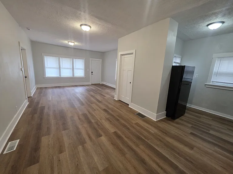 2777 California Ct — Photo 4