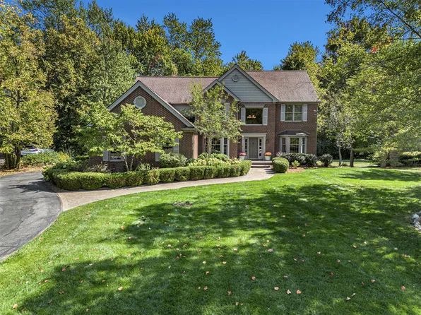 2049 Bay Hill Ct, Ann Arbor, MI 48108