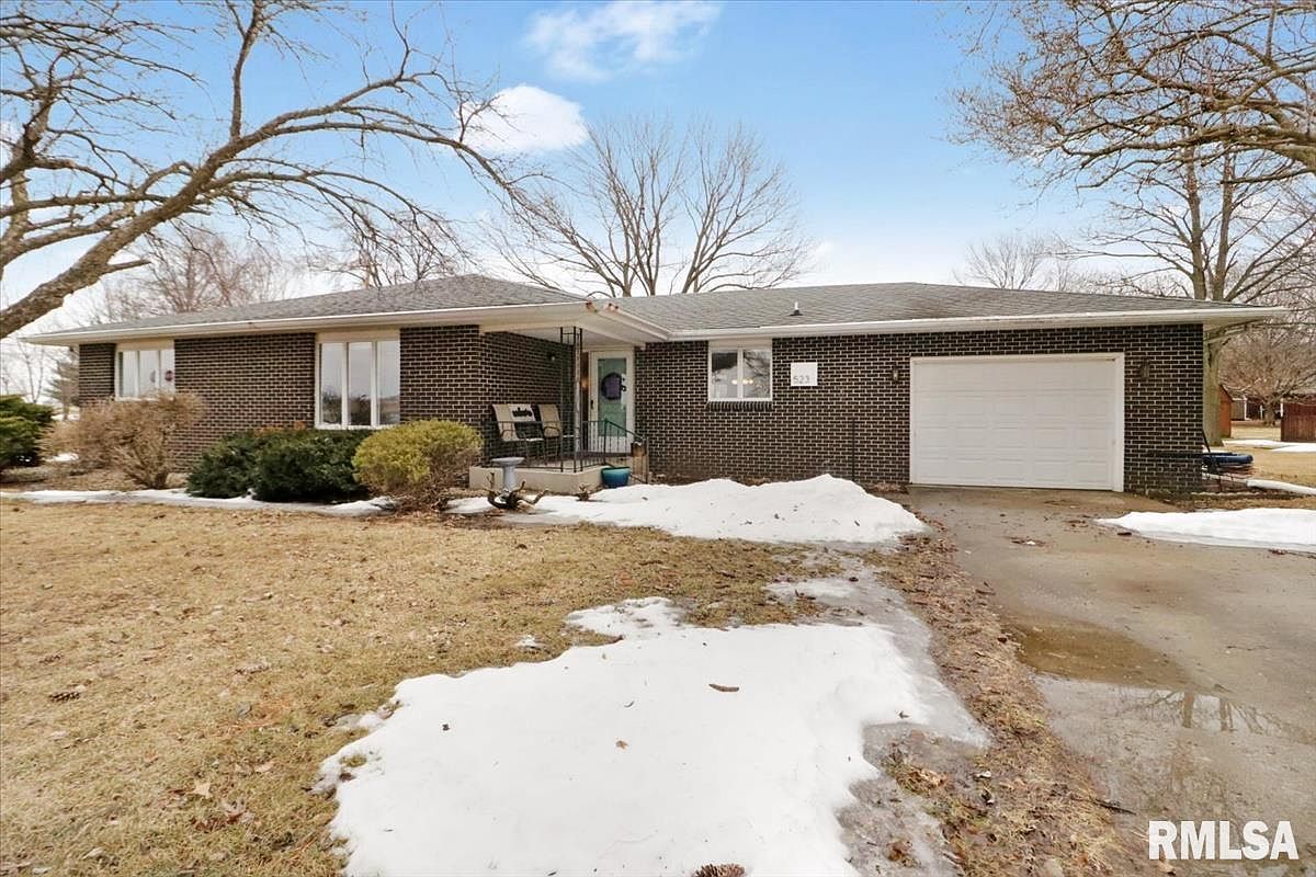 523 N Laurel Ln, Mason City, IL 62664 Zillow